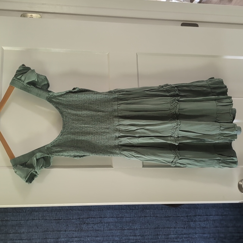 Leani ruffle dress